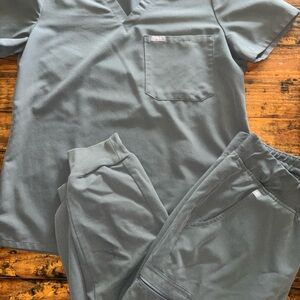 FIGS Bonsai Scrub Set